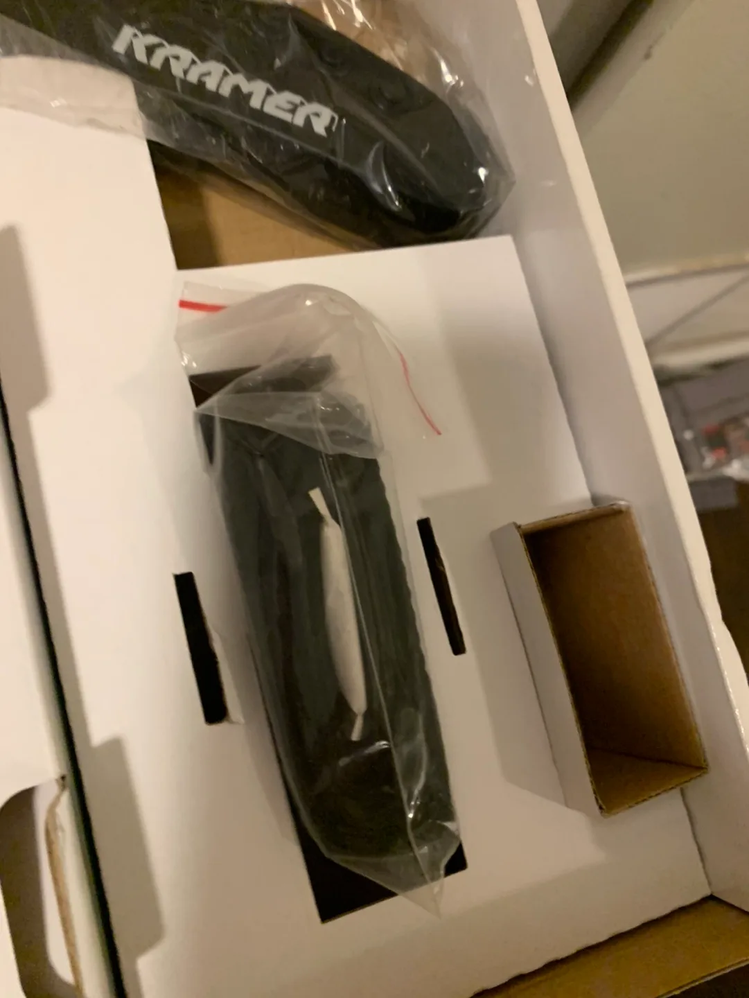 Guitar Hero Kramer Red Octane Wireless PS2 PS3 With Dongle image indicator(6)