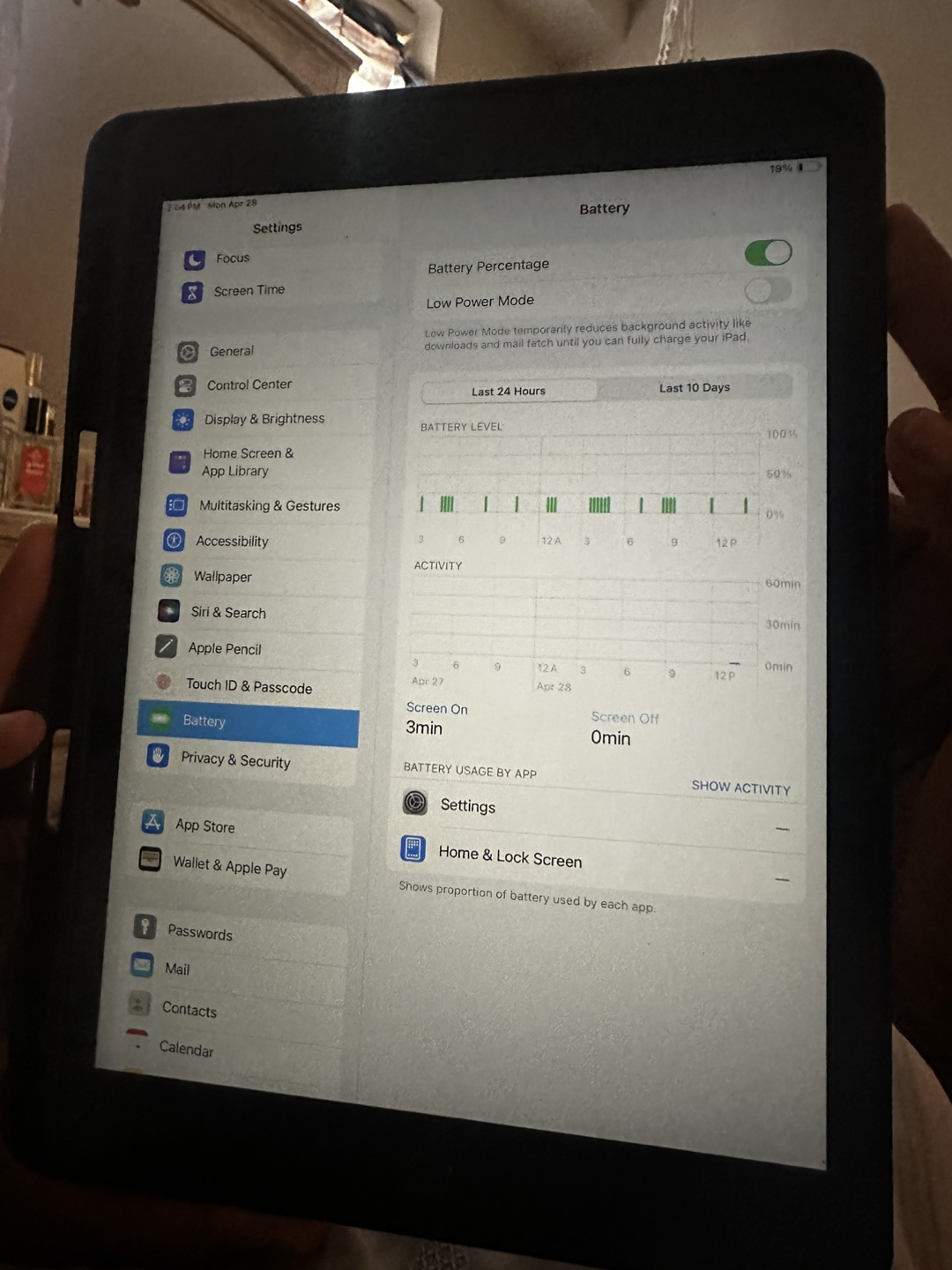 iPad (9th generation) - 64GB - Space Grey - photo 2