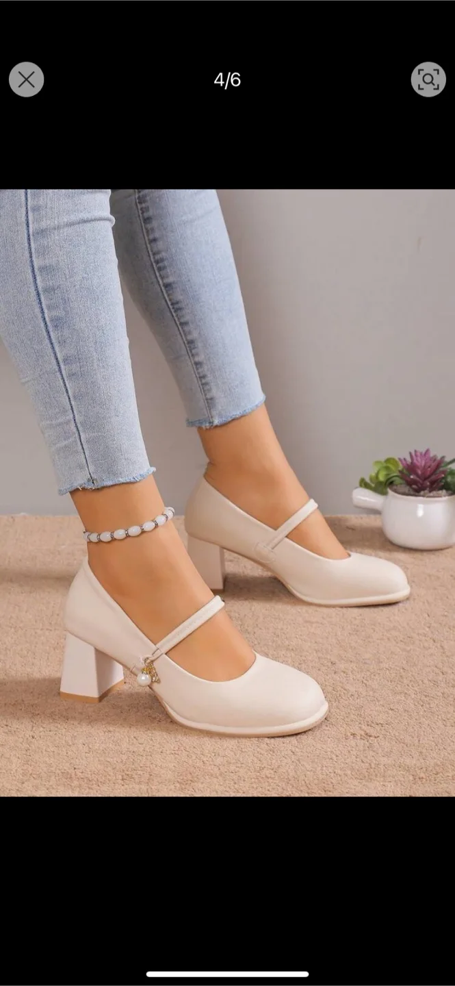 Brand new Cream-coloured Mary Jane Heels thumbnail
