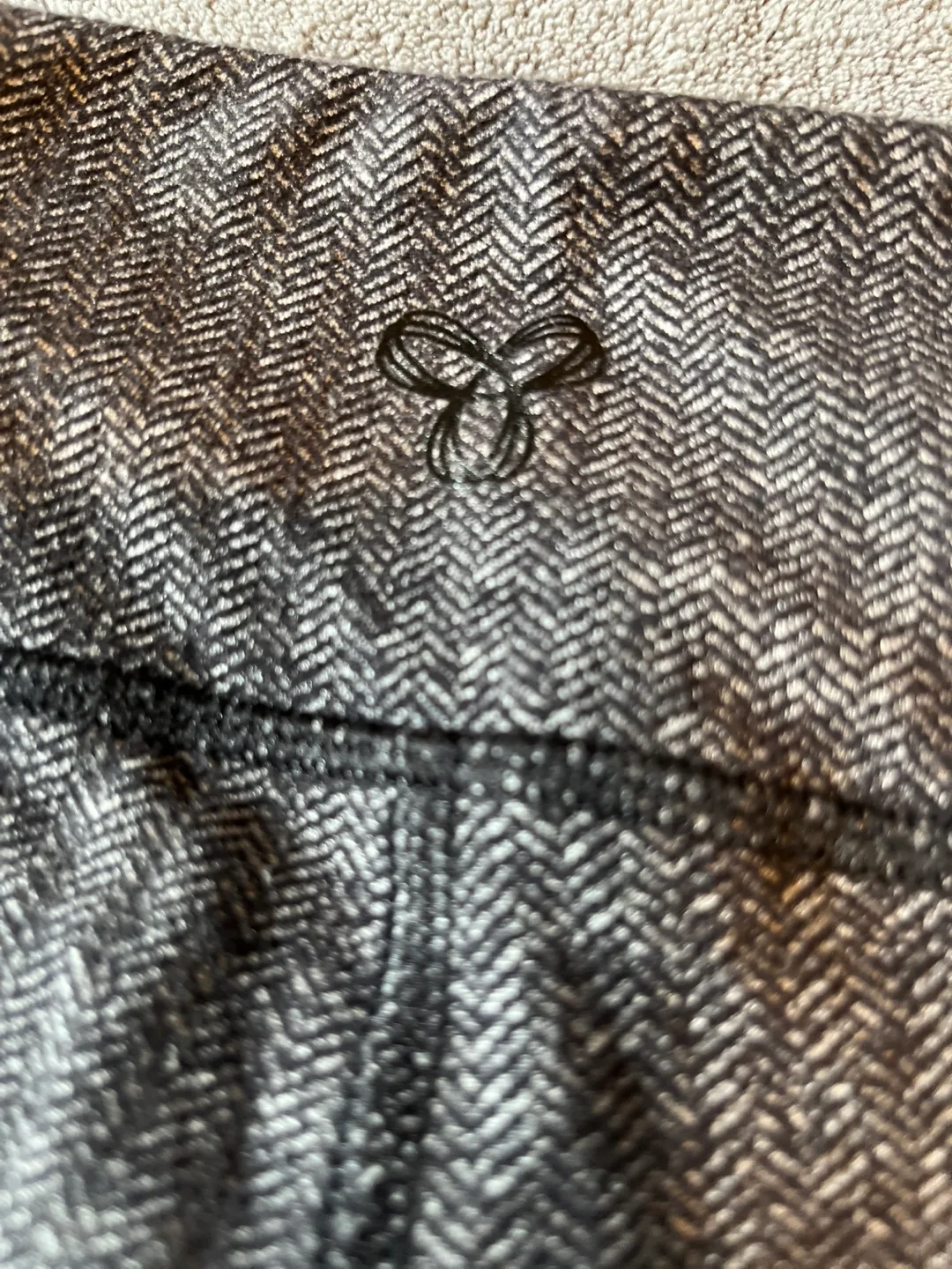 Tna Leggings - Size Small - Herringbone Pattern image indicator(4)