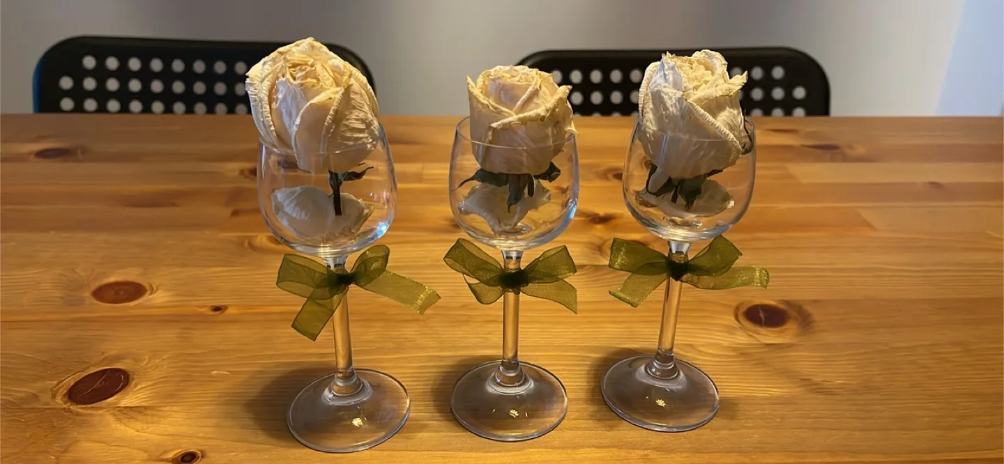 Set of 3 dried roses decor in small crystal glasses- great gift thumbnail