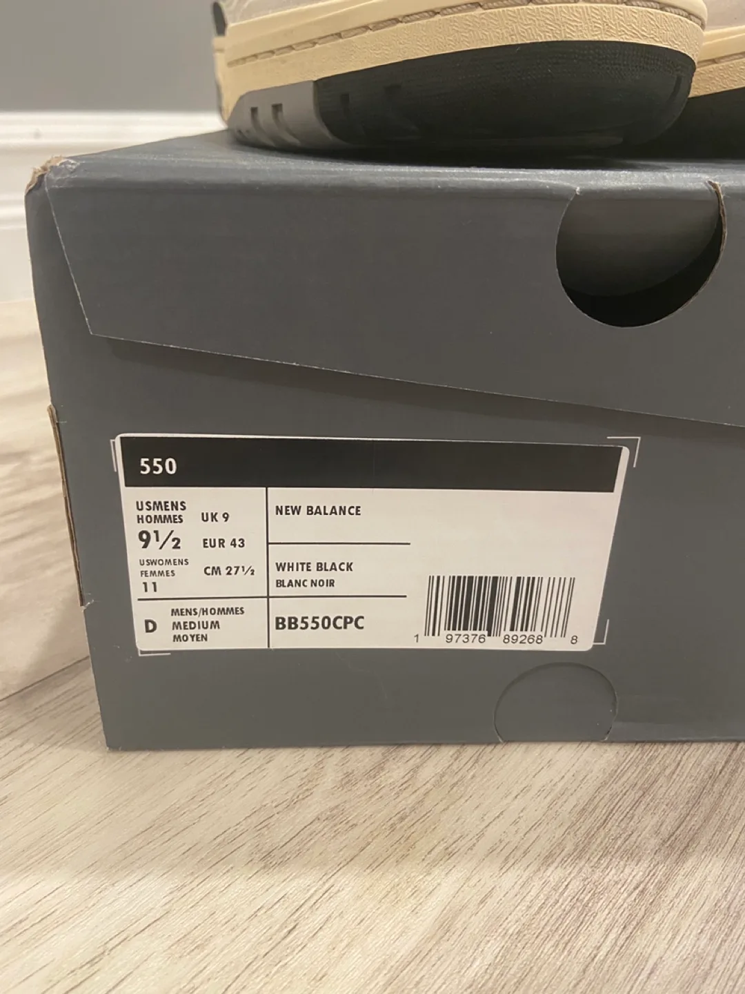 NewBalance 550’s Sea Salt with Black image indicator(4)