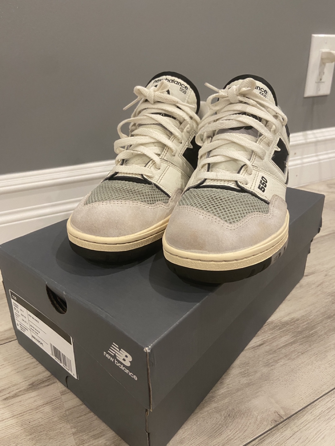 NewBalance 550’s Sea Salt with Black - photo 2