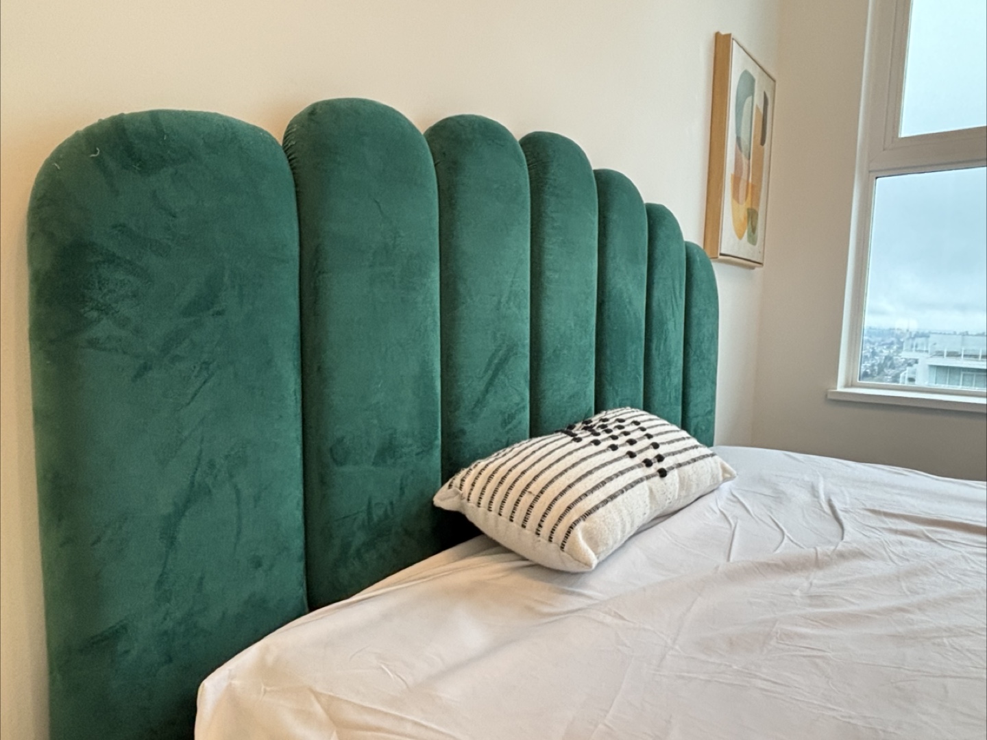 Emerald Green Velvet Queen Bed Frame - photo 2