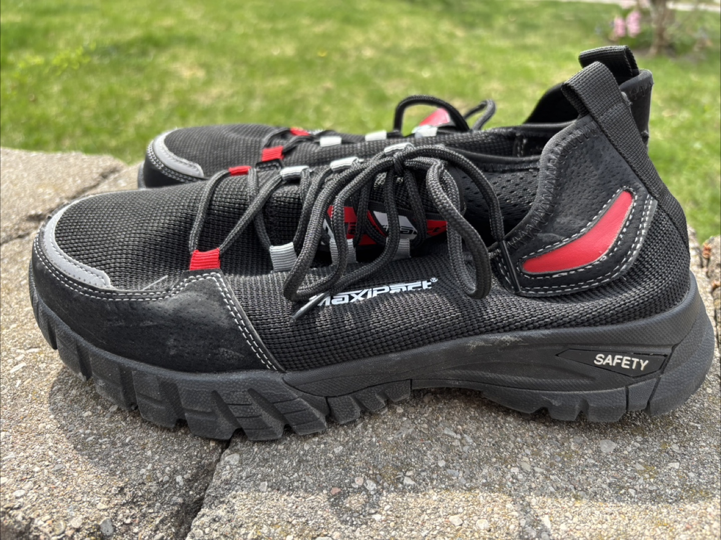 NexPace Safety Shoes - Size 43