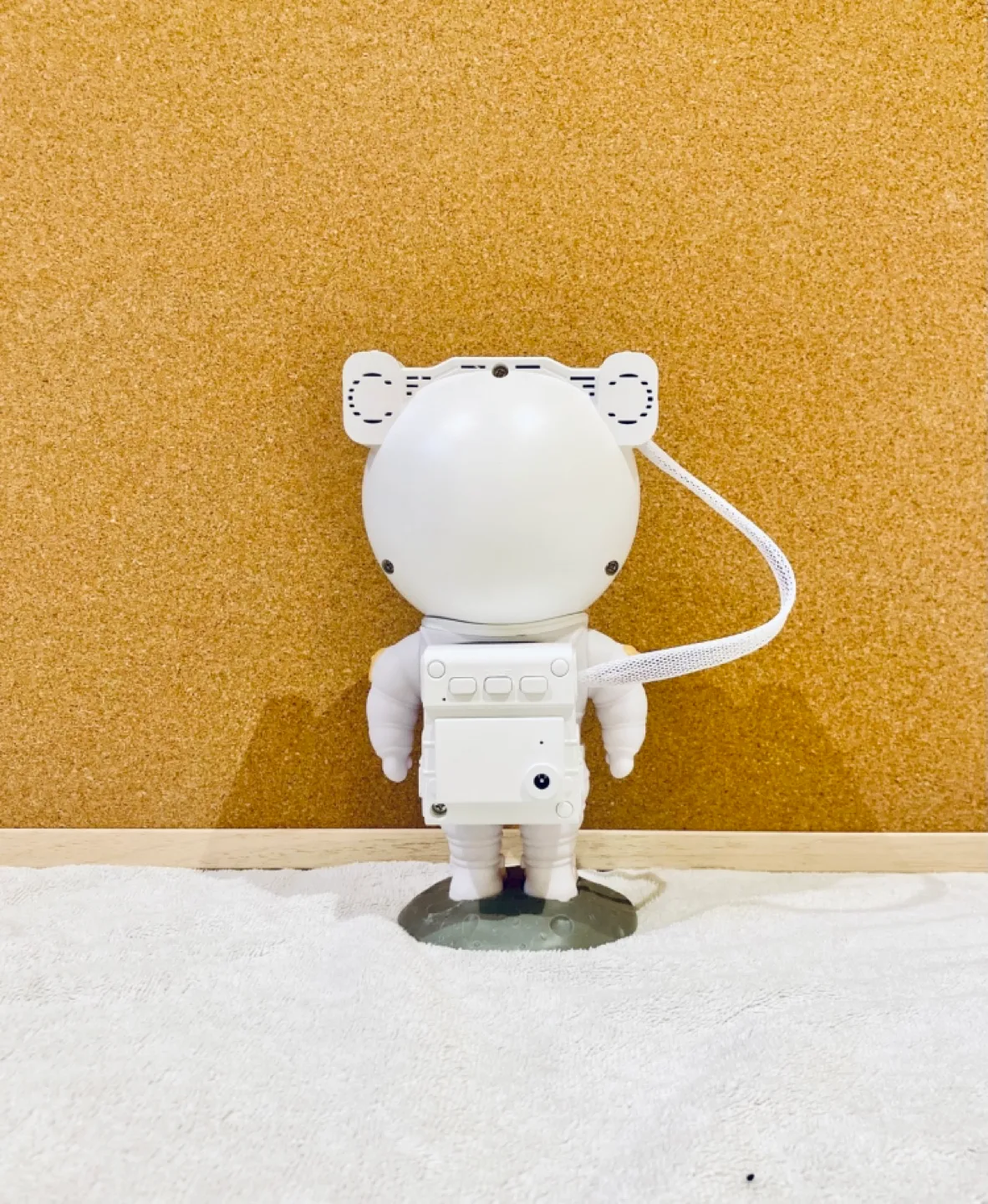 Astronaut Star Nebula Projector Night Light image indicator(2)