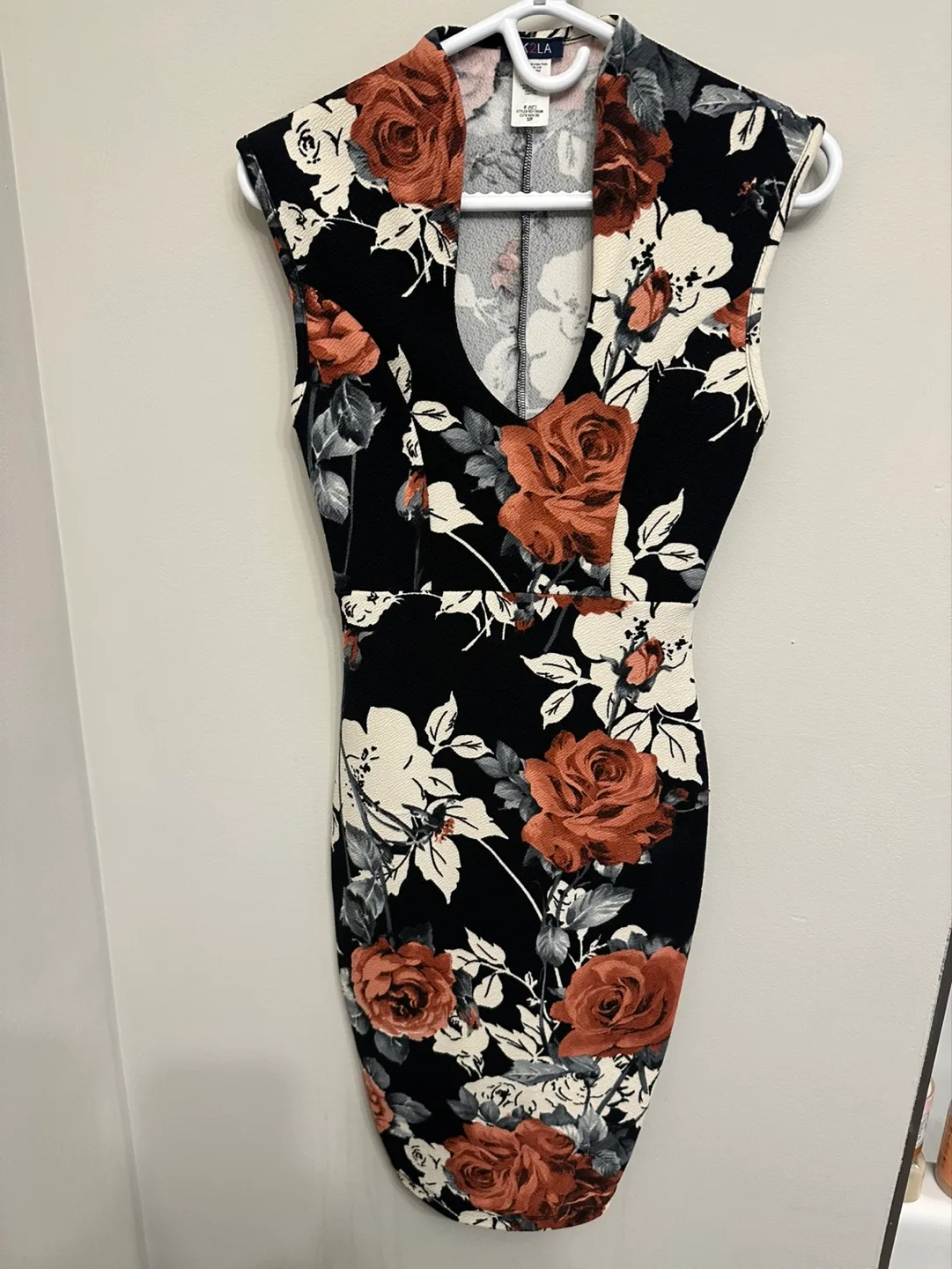 Floral Bodycon Dress thumbnail