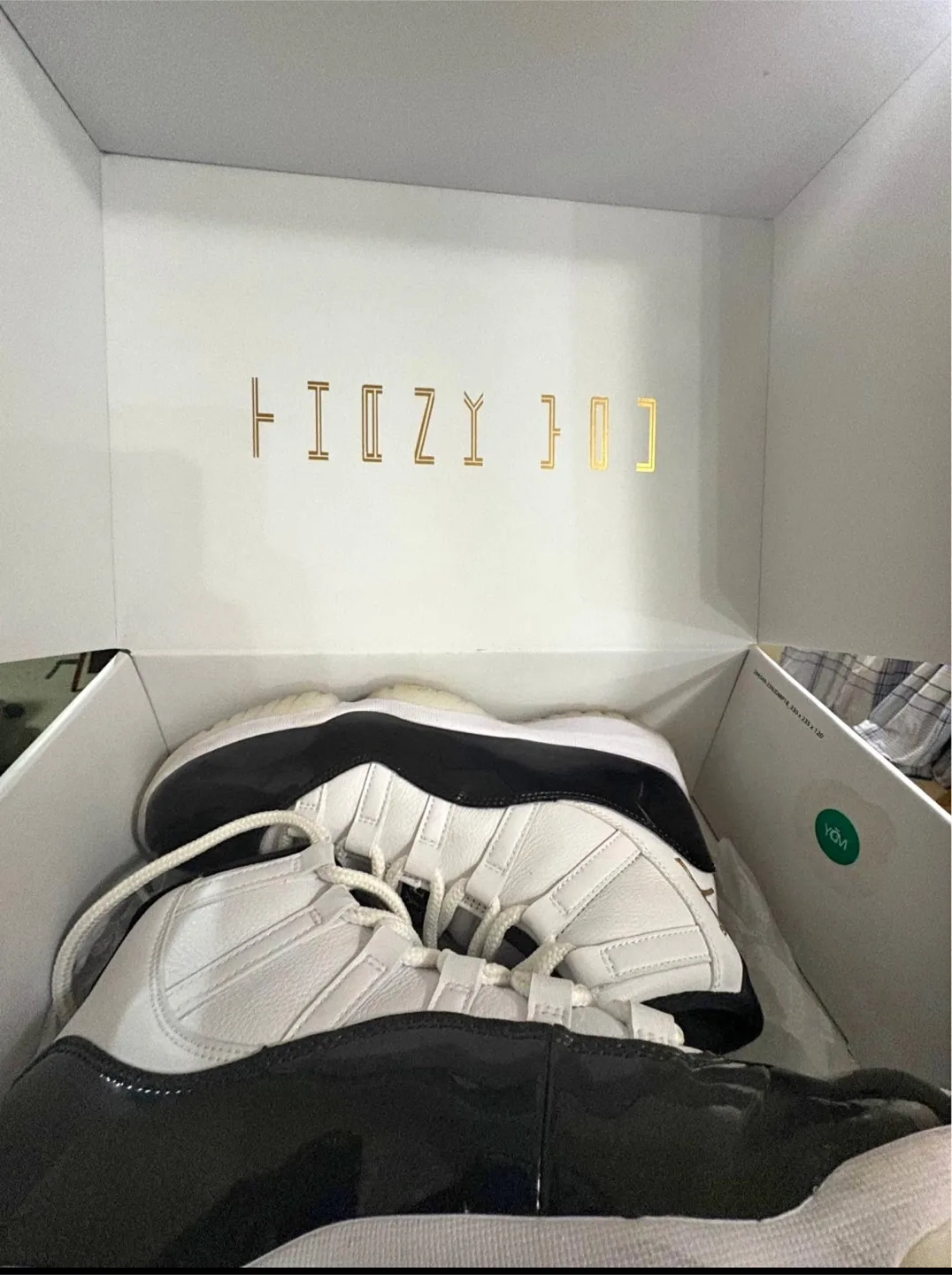 Air Jordan 11 Retro DMP thumbnail