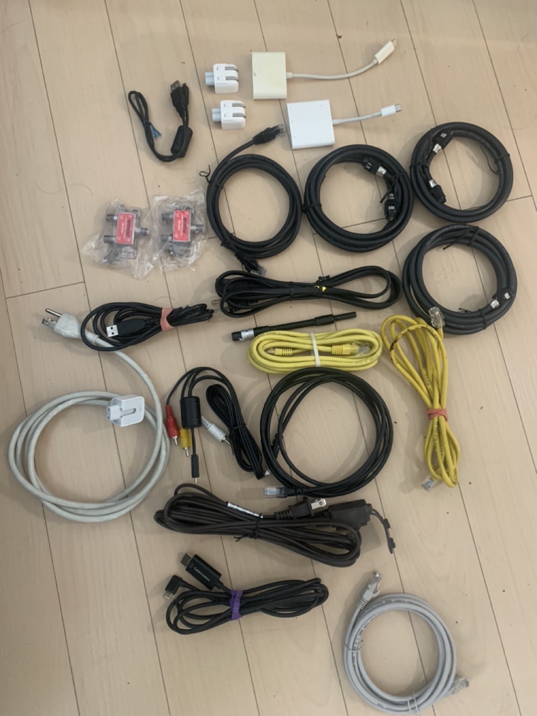Bulk of Assorted Cables and Adapters 💚 must go today