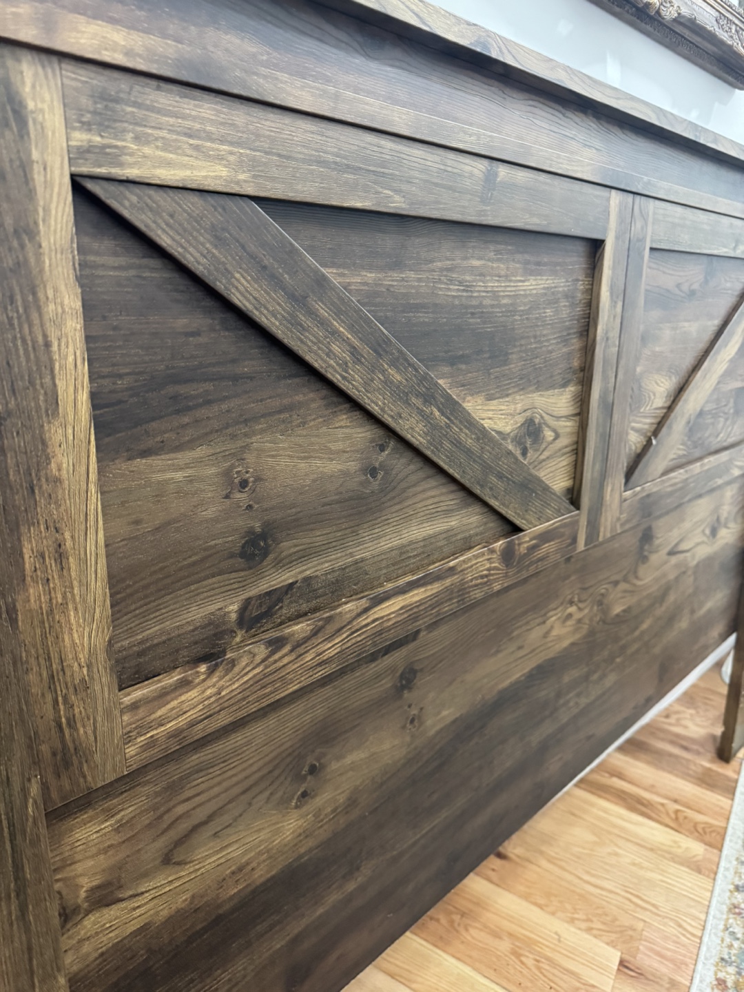 Rustic queen size farmhouse Headboard - photo 4