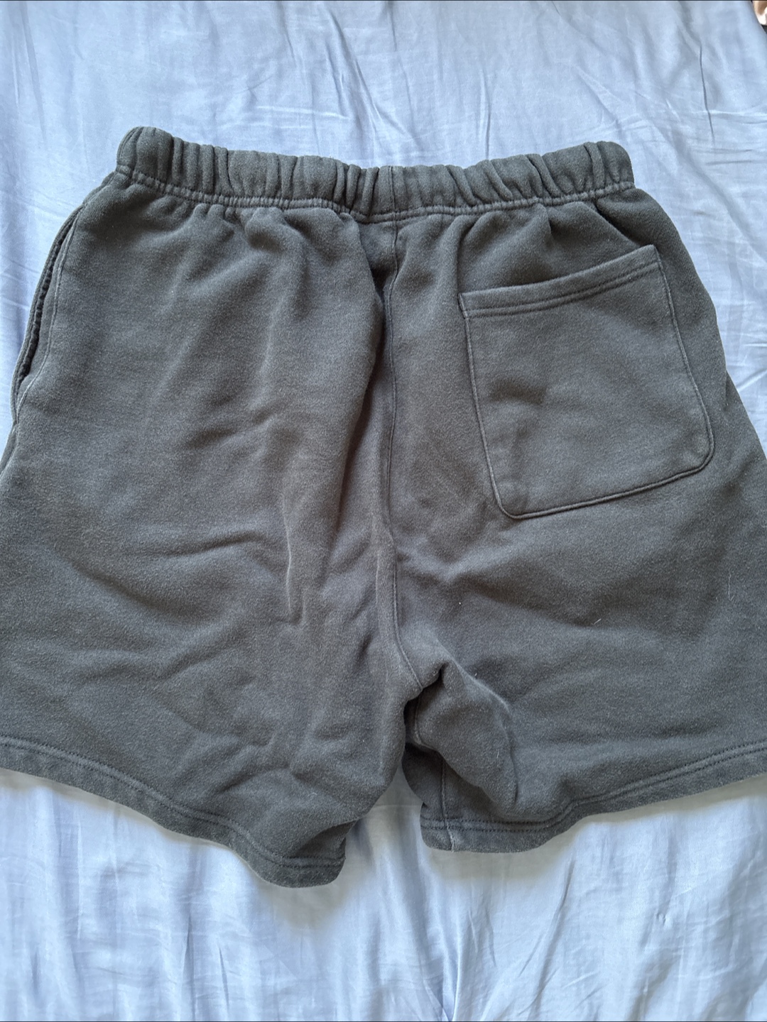 Fear of God Essentials Black Sweatshorts - photo 5
