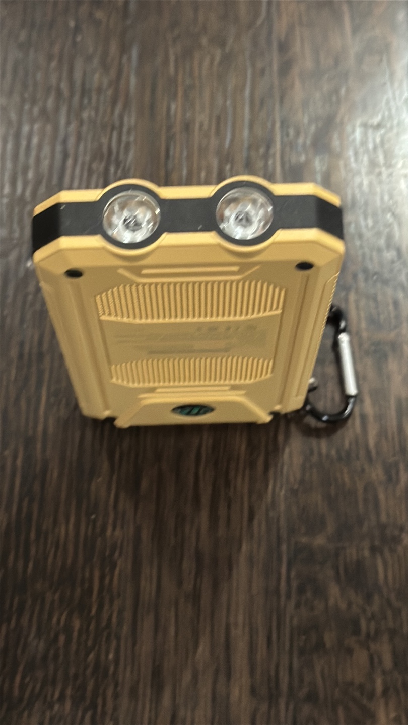 Solar charger with dual flashlight - photo 5