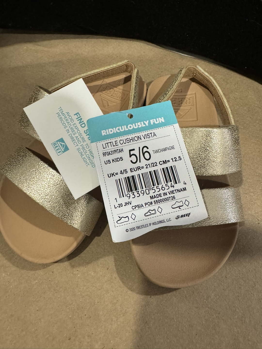 Reef Little Cushion Vista Sandals - Size 5/6 - photo 2