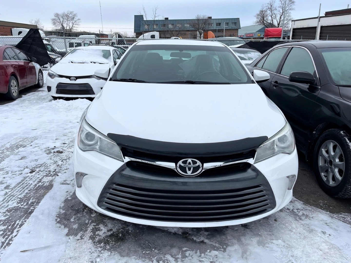 2015 Toyota Camry LE - photo 4