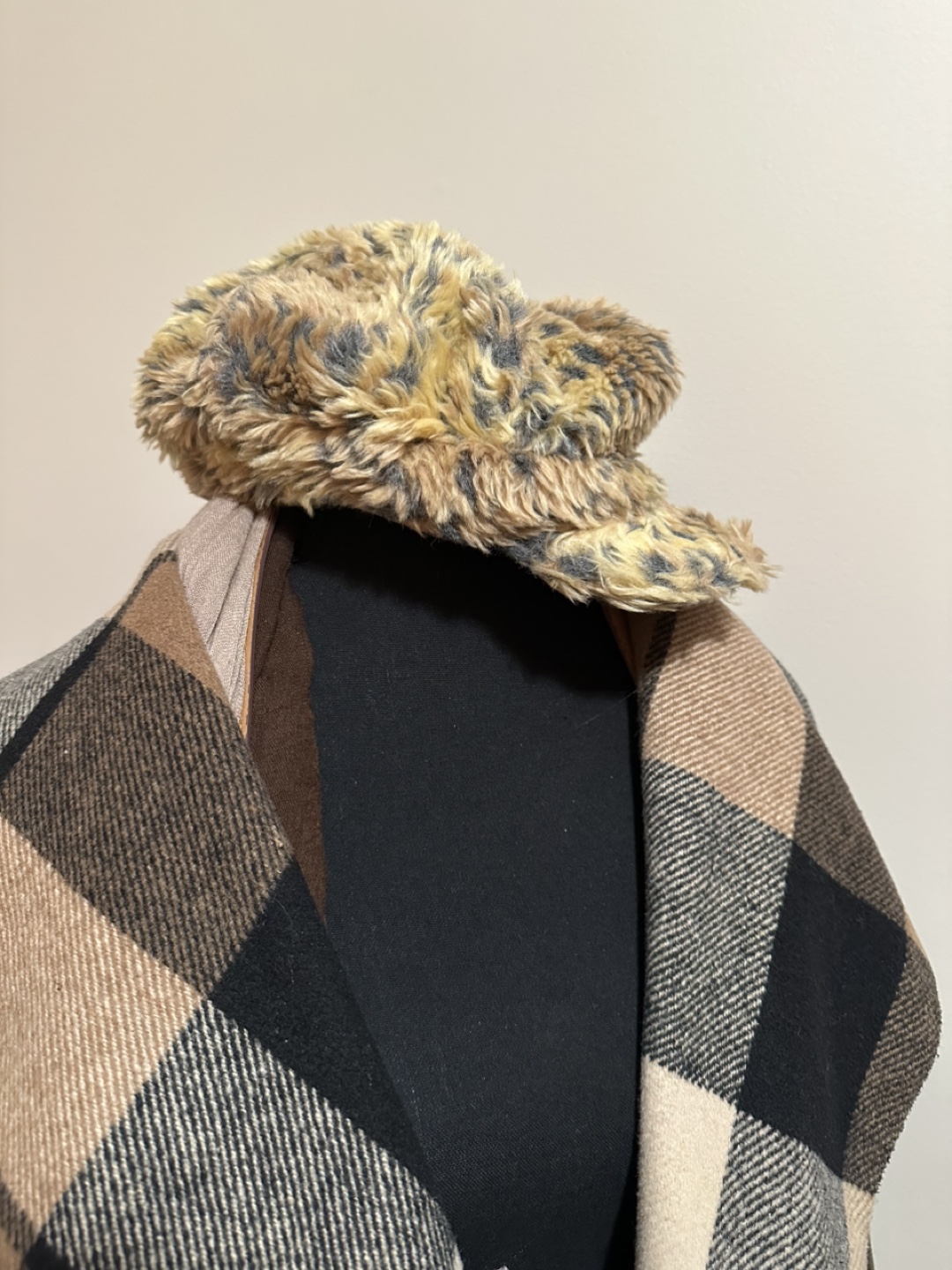 Fuzzy Leopard Print Newsboy Cap