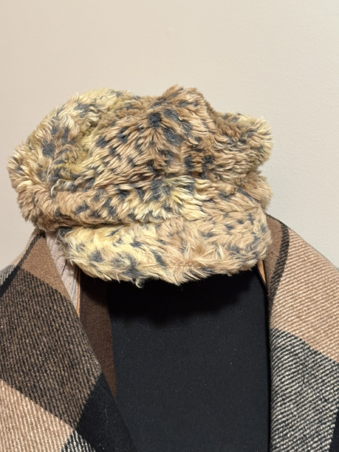 Fuzzy Leopard Print Newsboy Cap - photo 2