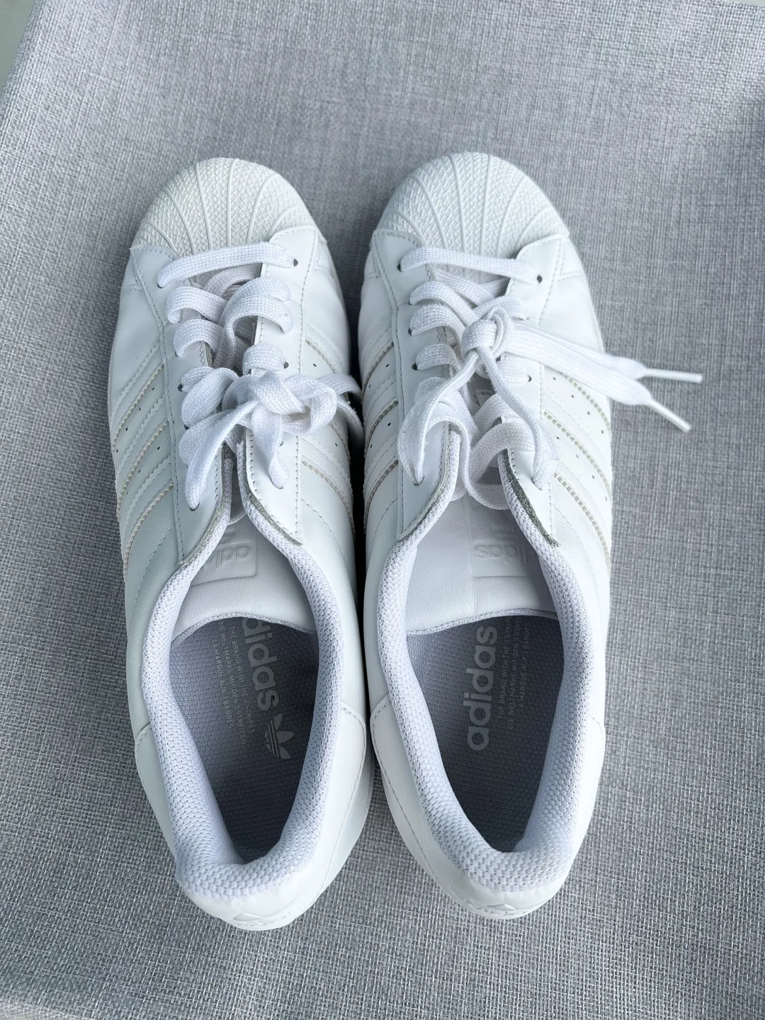 Adidas Original SUPERSTAR Men’s White Shoes Size 9 1/2 image indicator(4)