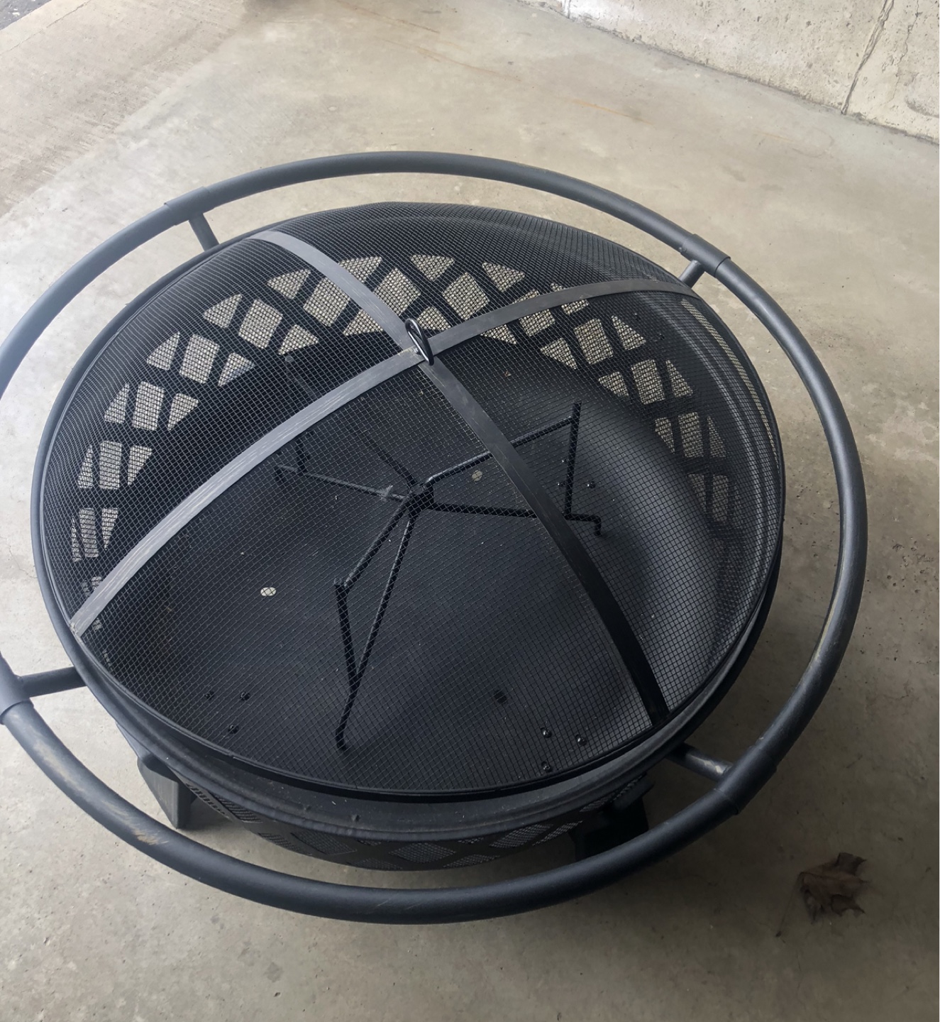 Black Metal Outdoor Wood Fire Pit - photo 2