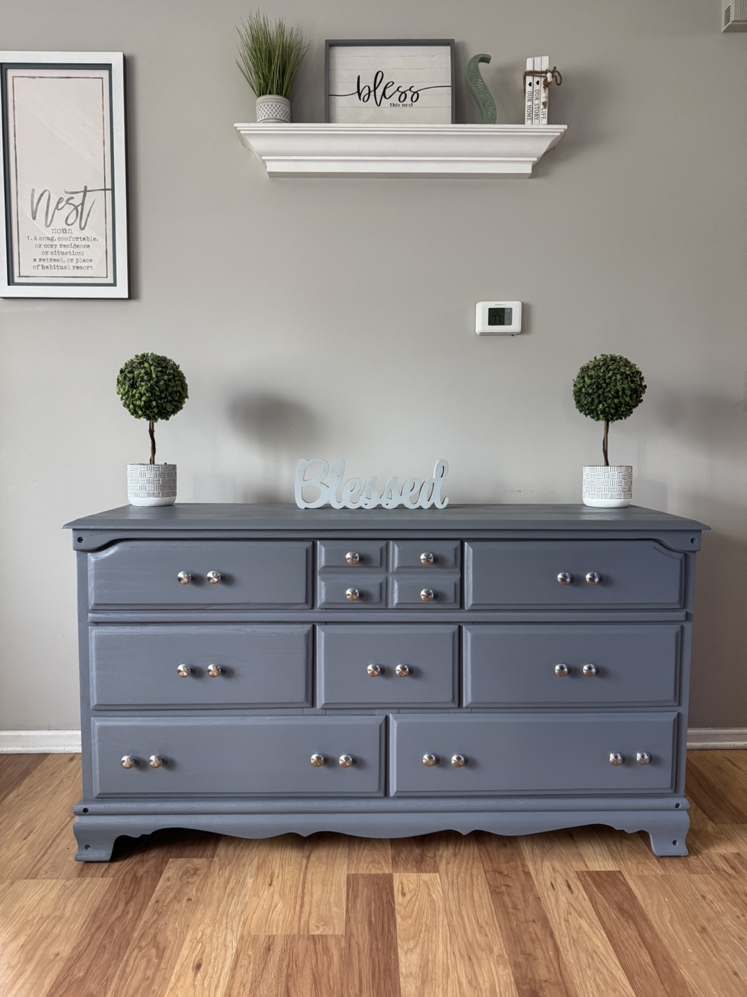 ✨🩶Beautiful solid oak dresser✨🩶