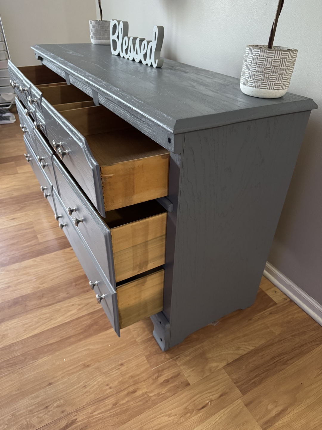 ✨🩶Beautiful solid oak dresser✨🩶 - photo 4