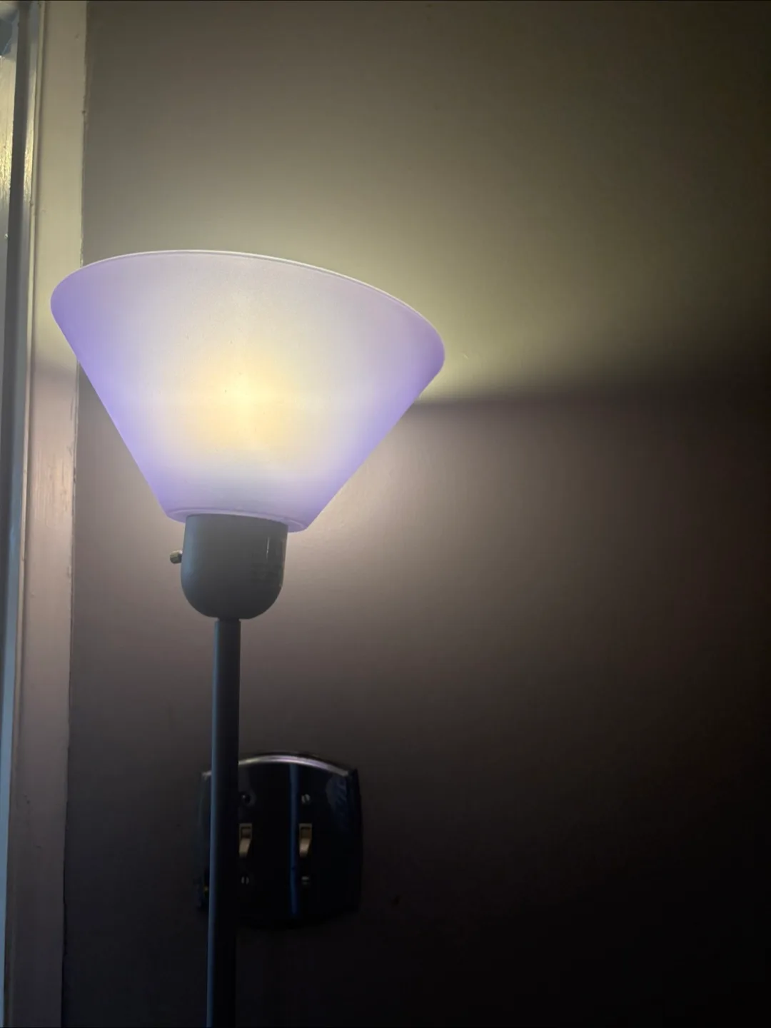 Purple floor lamp image indicator(2)