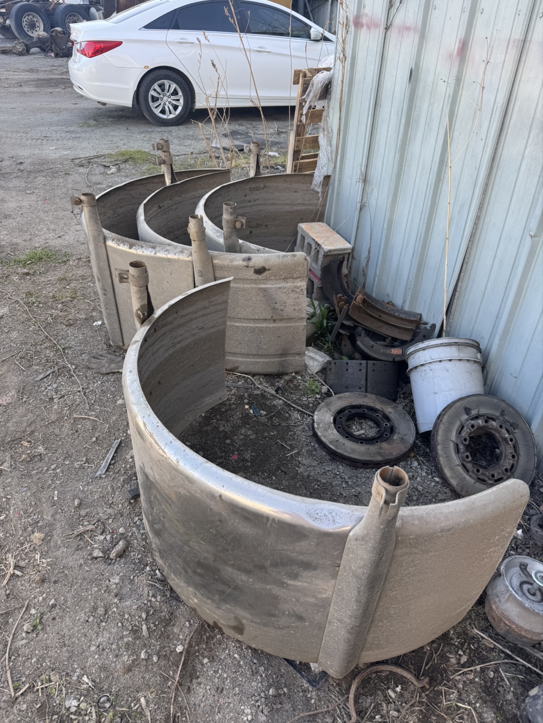 4 semi truck fenders - photo 2