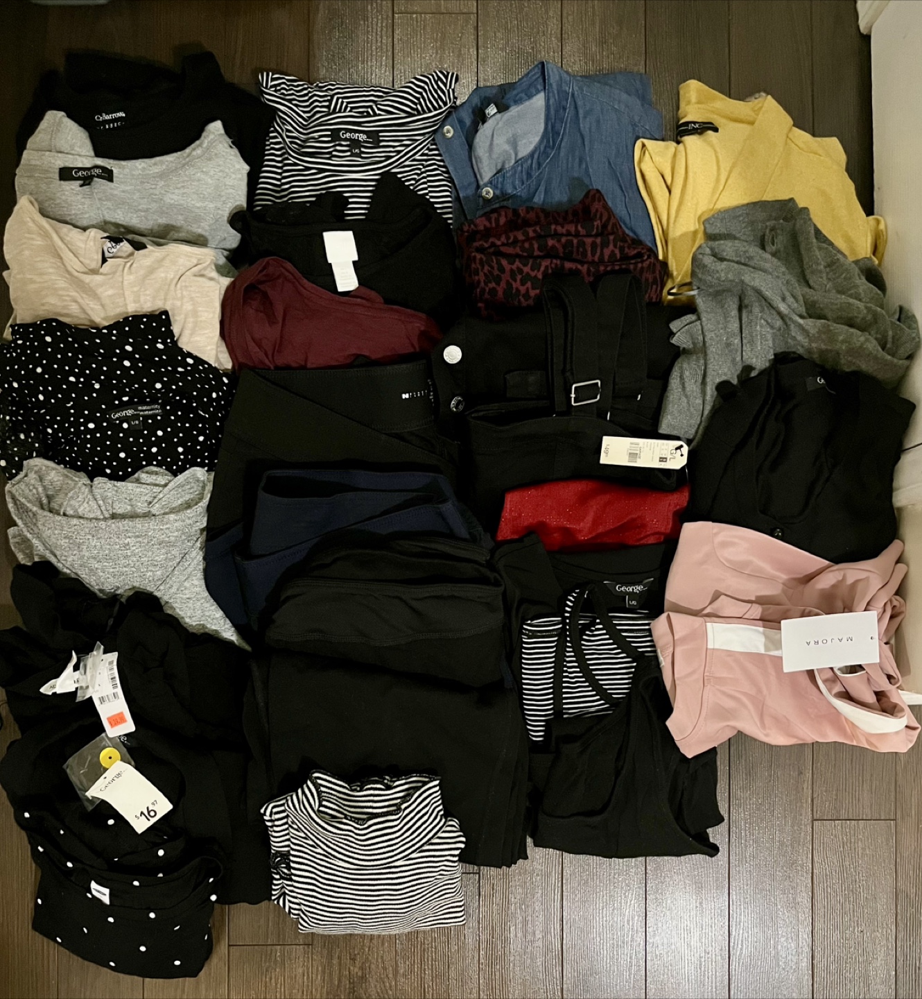 Women’s Clothing Lot SizeL/XL,27 pieces