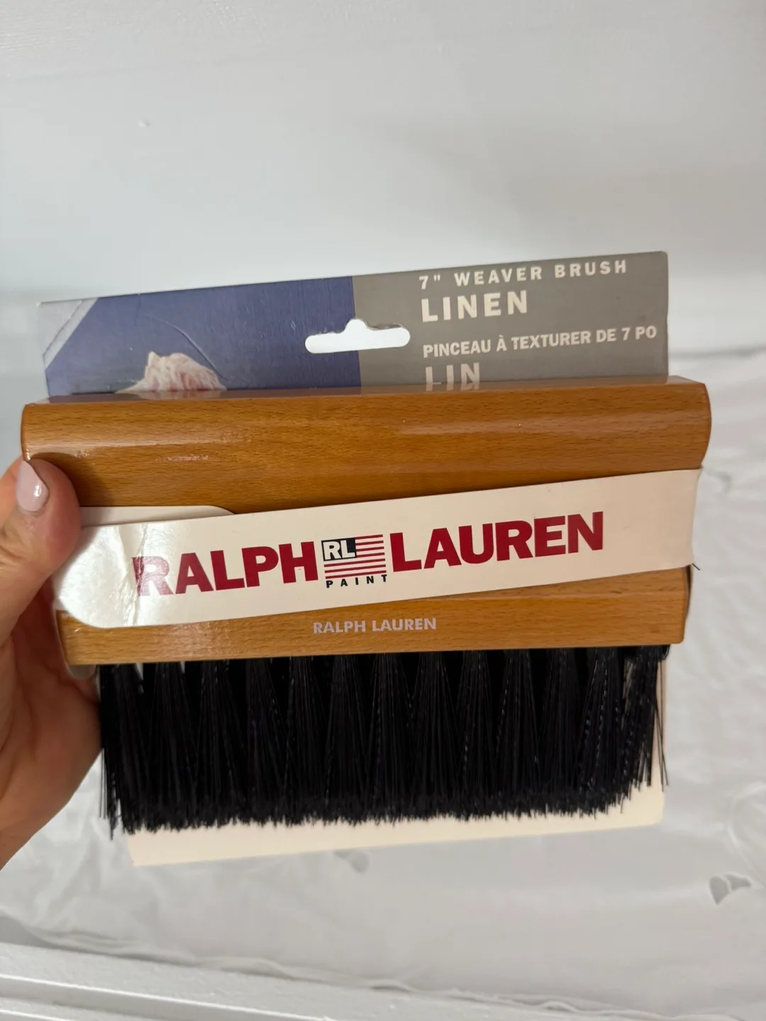Ralph Lauren Paint 7" Linen Weaver Brush image indicator(3)