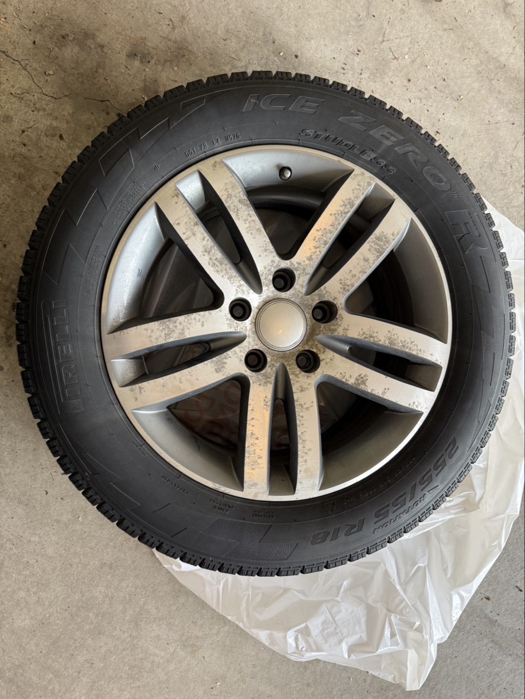 Used Pirelli Ice Zero FR Winter Tire & Rim - photo 3