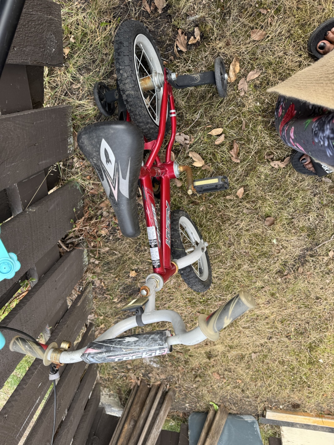 Kids' Red Huffy 12" Bike with Training Wheels - photo 2