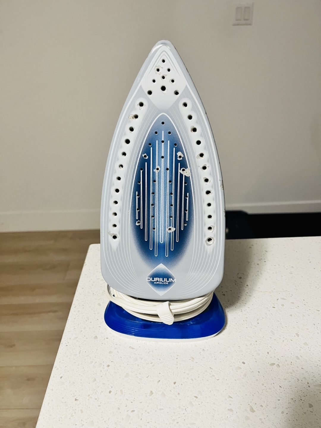 T-fal Ultraglide Pro Iron - photo 2