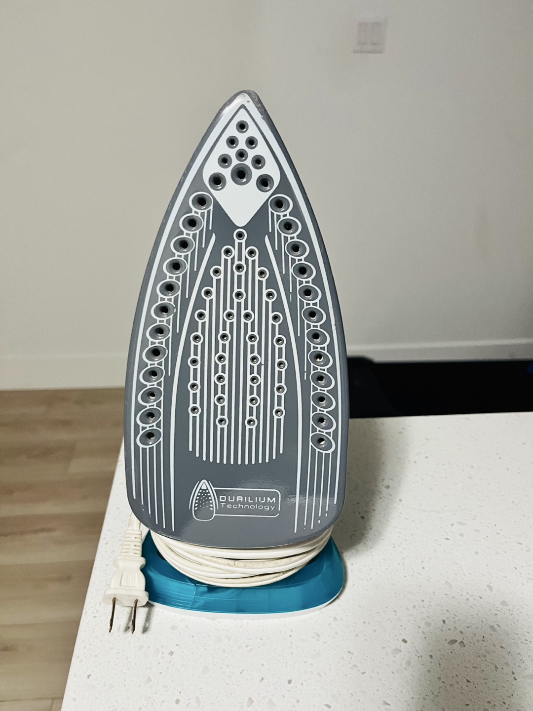 Tefal Ultraglide FV2690 Iron - photo 2