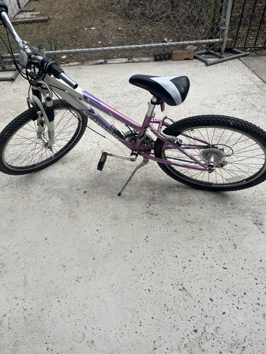 Schwinn Ranger 24-inch, Mountain Bike - photo 5