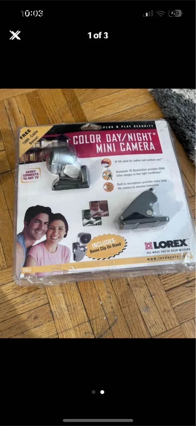 Lorex Color Day/Night Mini Camera with Bonus Clip thumbnail
