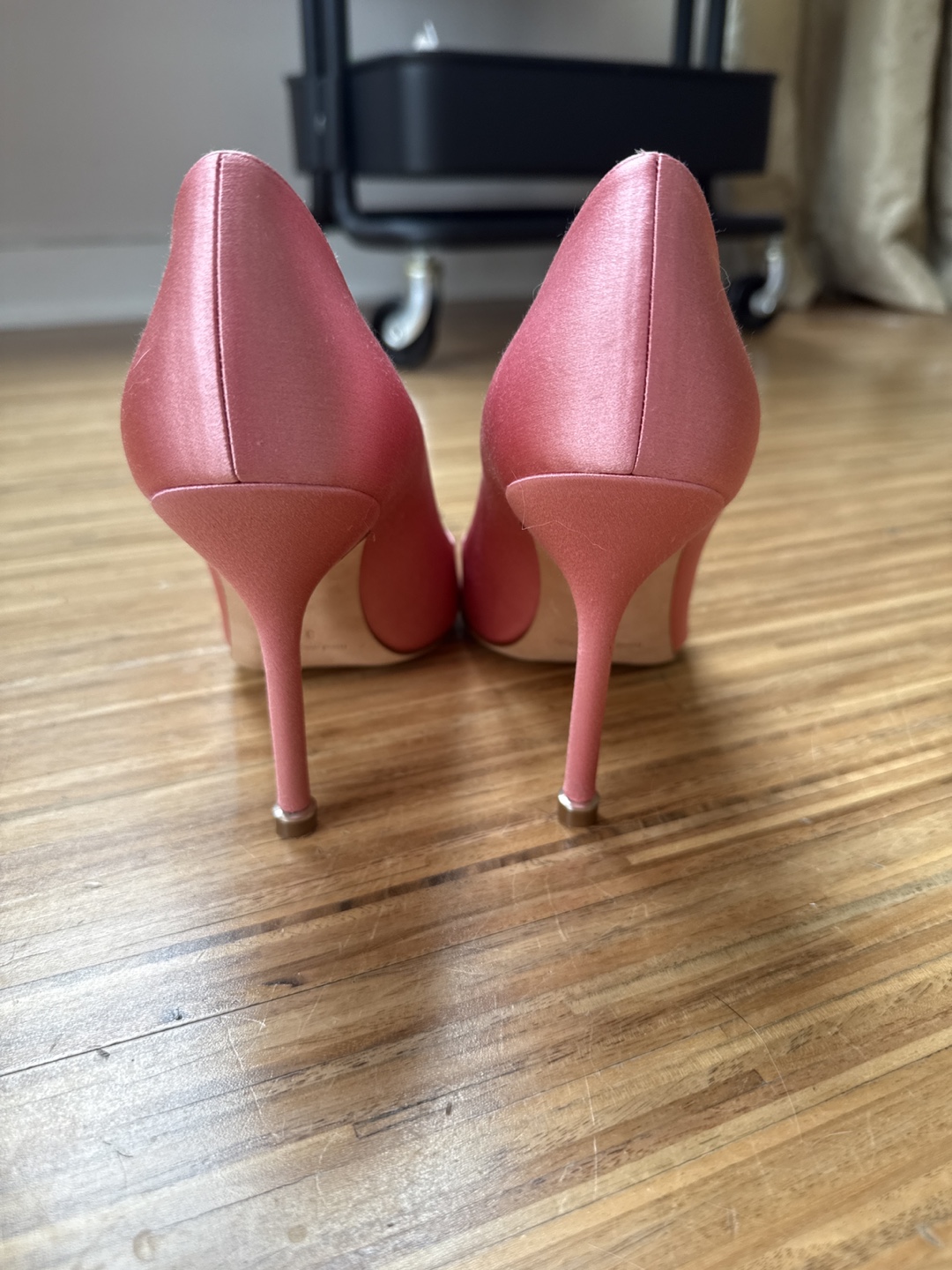 Manolo Blahnik Hangisi Satin Pumps—Pink - photo 3