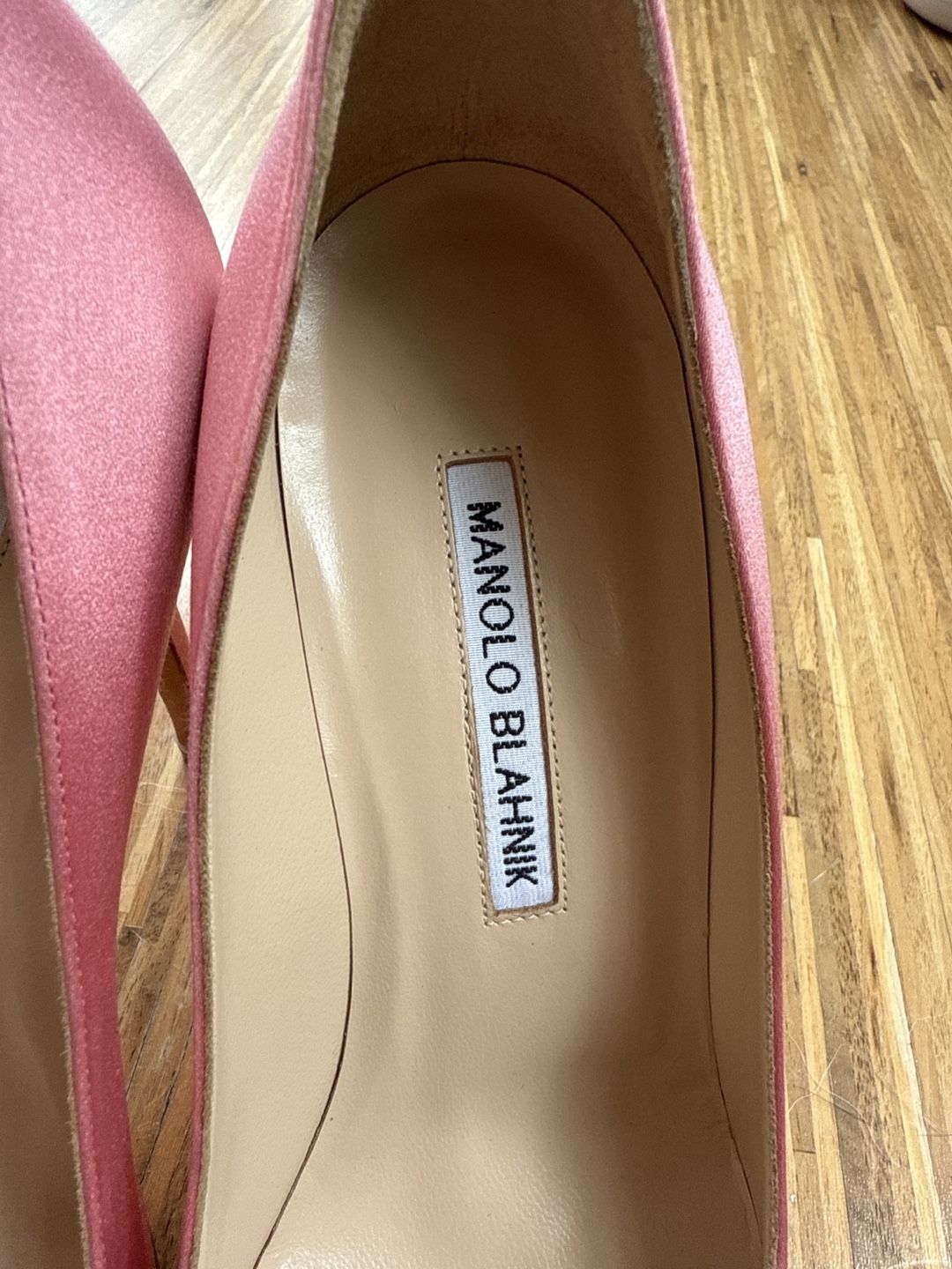 Manolo Blahnik Hangisi Satin Pumps—Pink - photo 5