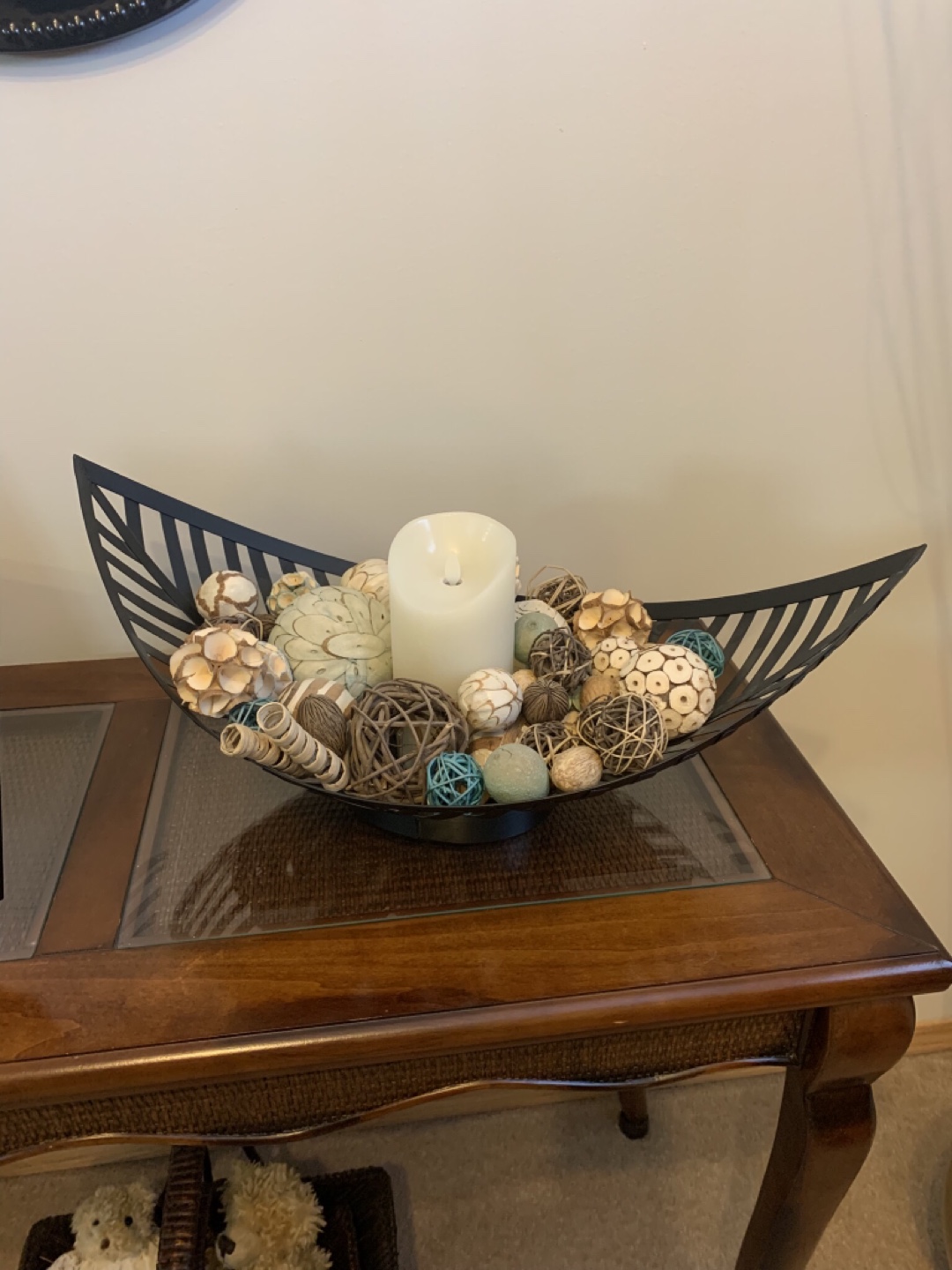 Decorative Metal Leaf Bowl with Candle and Decorative Balls