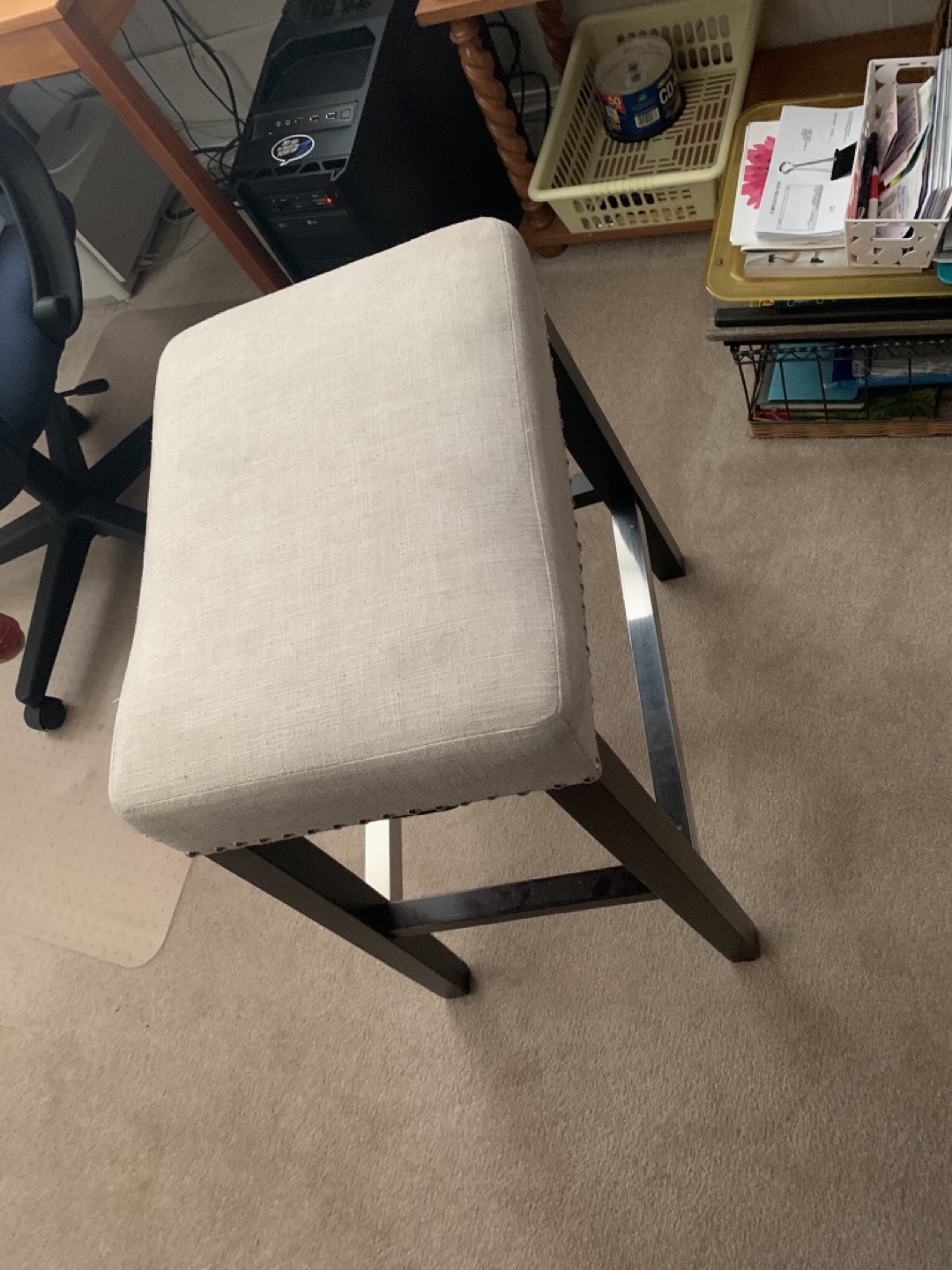 Light Beige Upholstered Bar Stool - photo 3