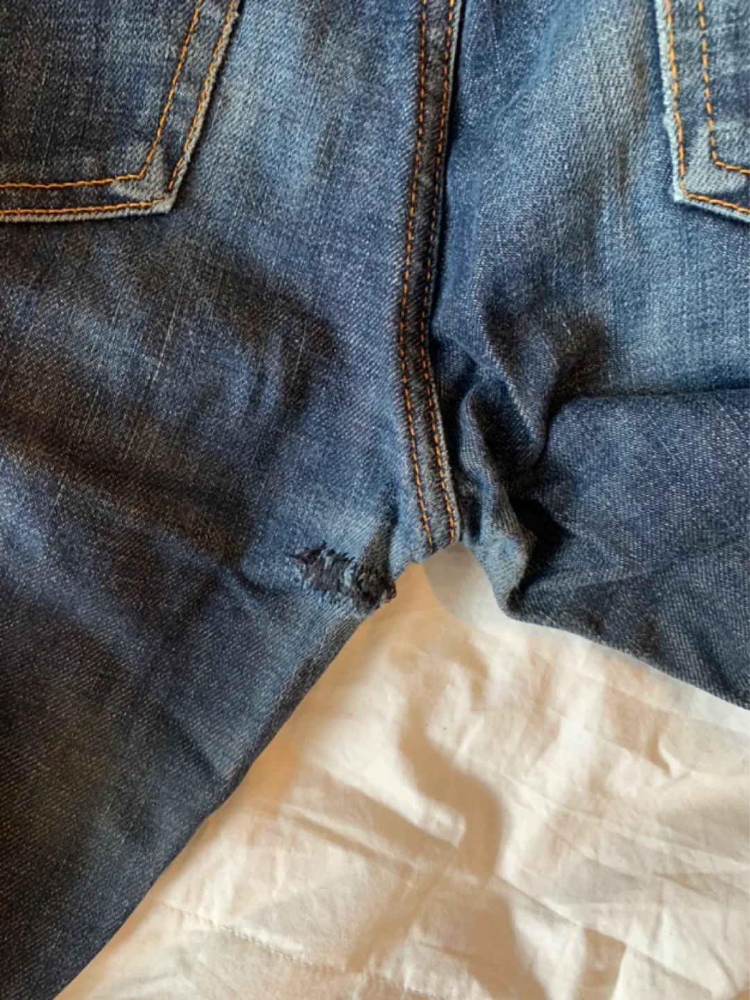 Jeans size 28, have been mended image indicator(3)