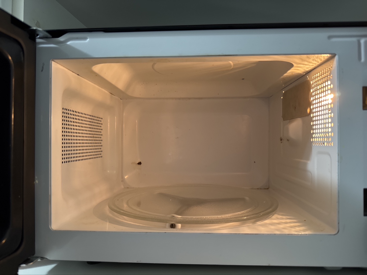 Danby Designer Microwave - photo 2