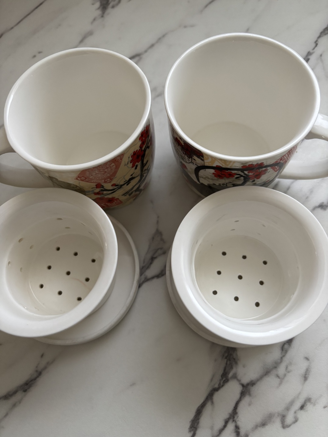 Pair of Tea Infuser Mugs with Lids - photo 3