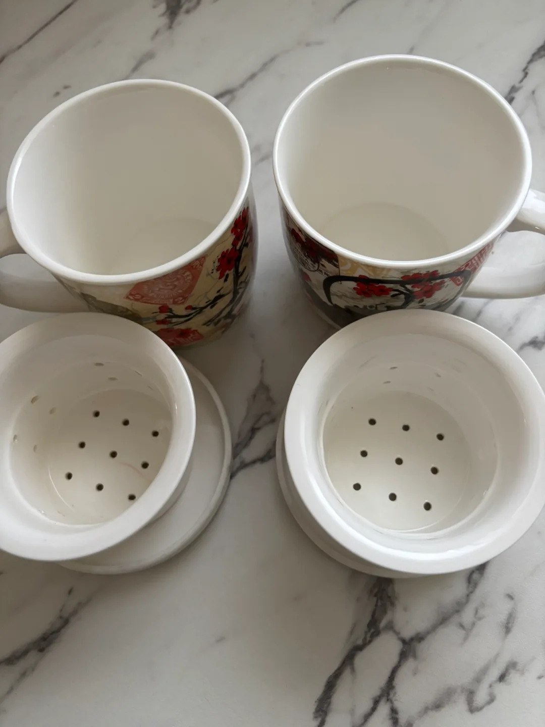 Pair of Tea Infuser Mugs with Lids image indicator(3)