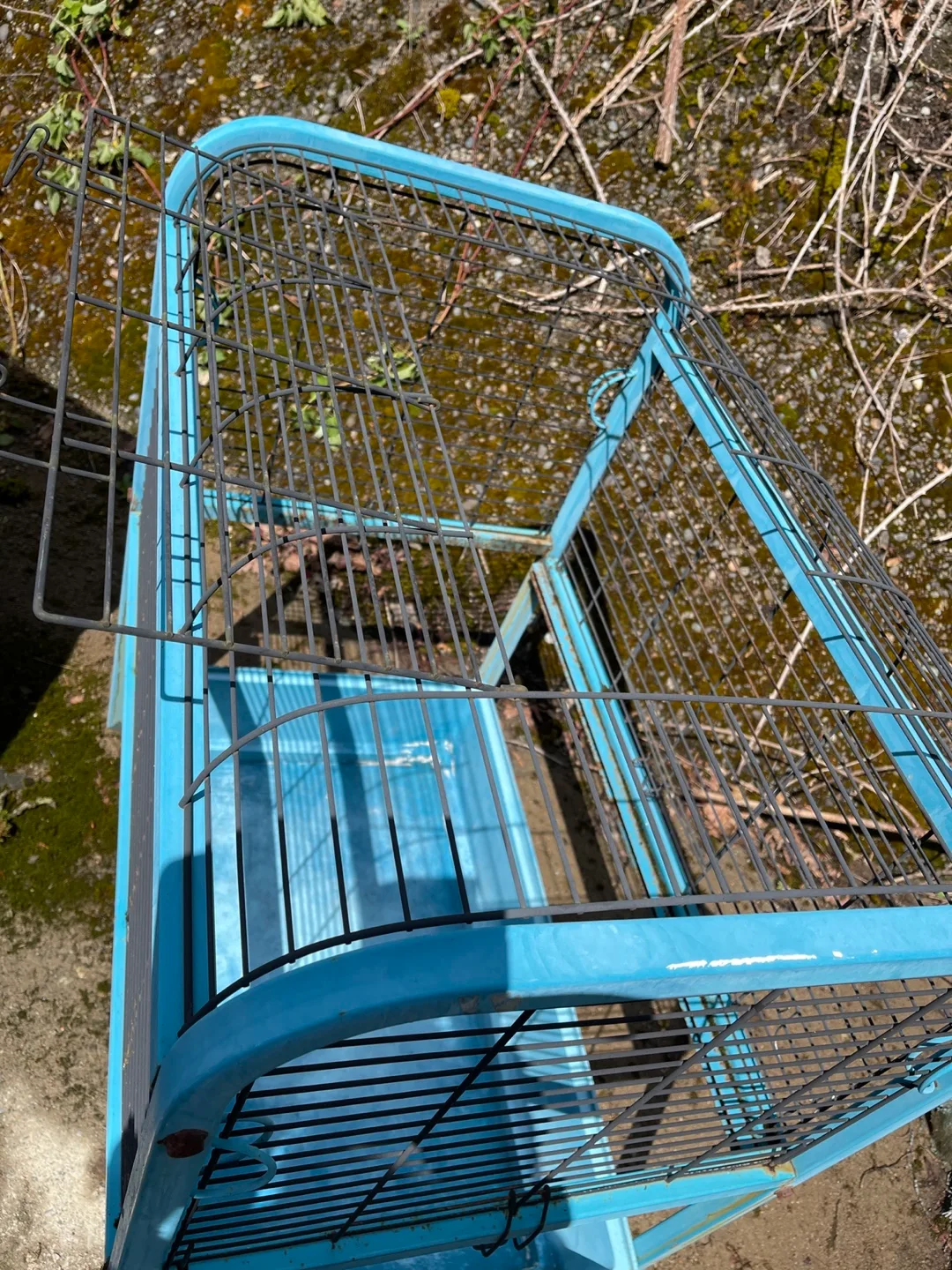 Blue Sturdy Pet Cage image indicator(3)