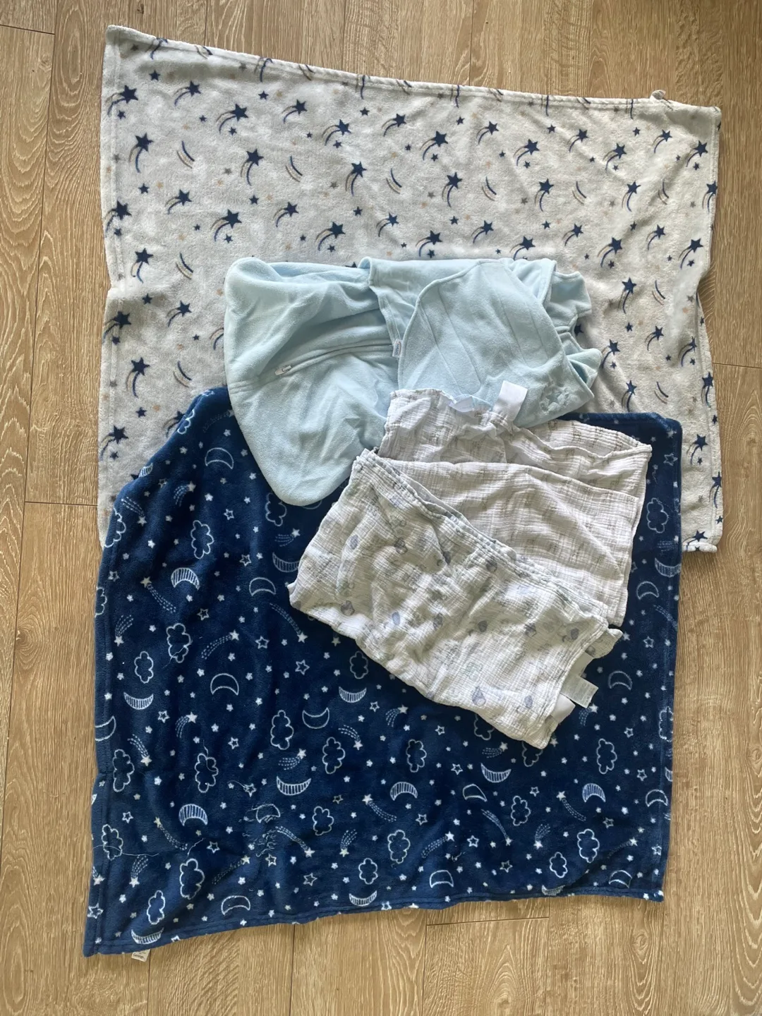 Baby Bundle: Sleep sacks, swaddles & blankets thumbnail