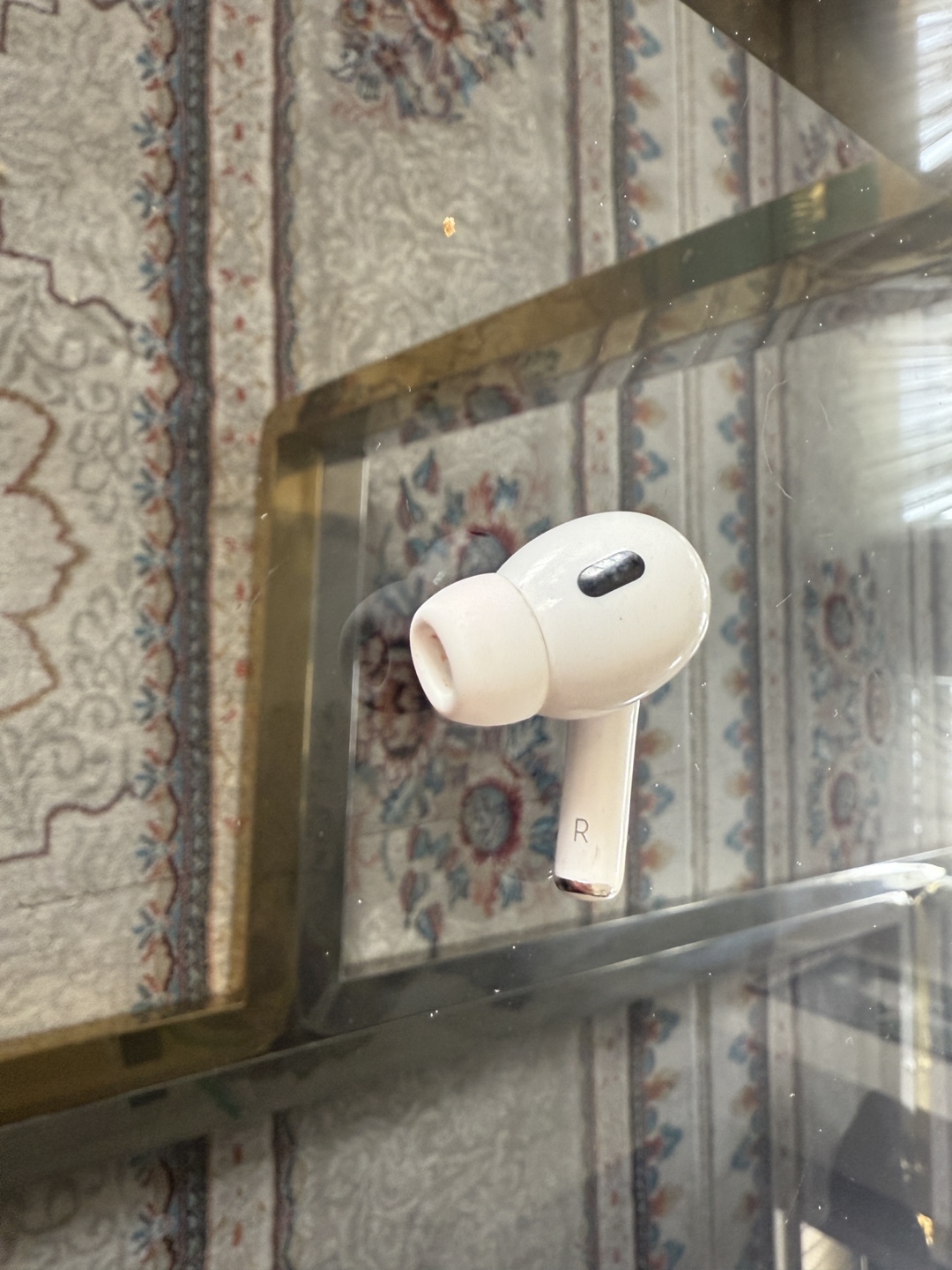 Apple AirPods Pro (Single Earbud - Right) - photo 2