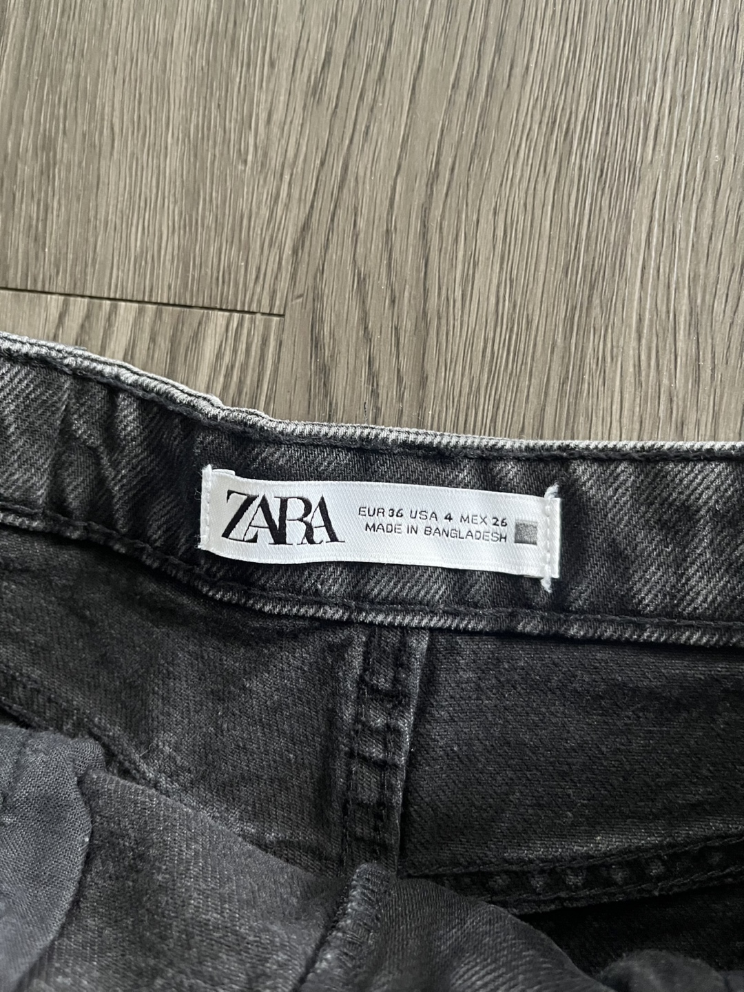 Zara Black Denim Shorts - photo 3