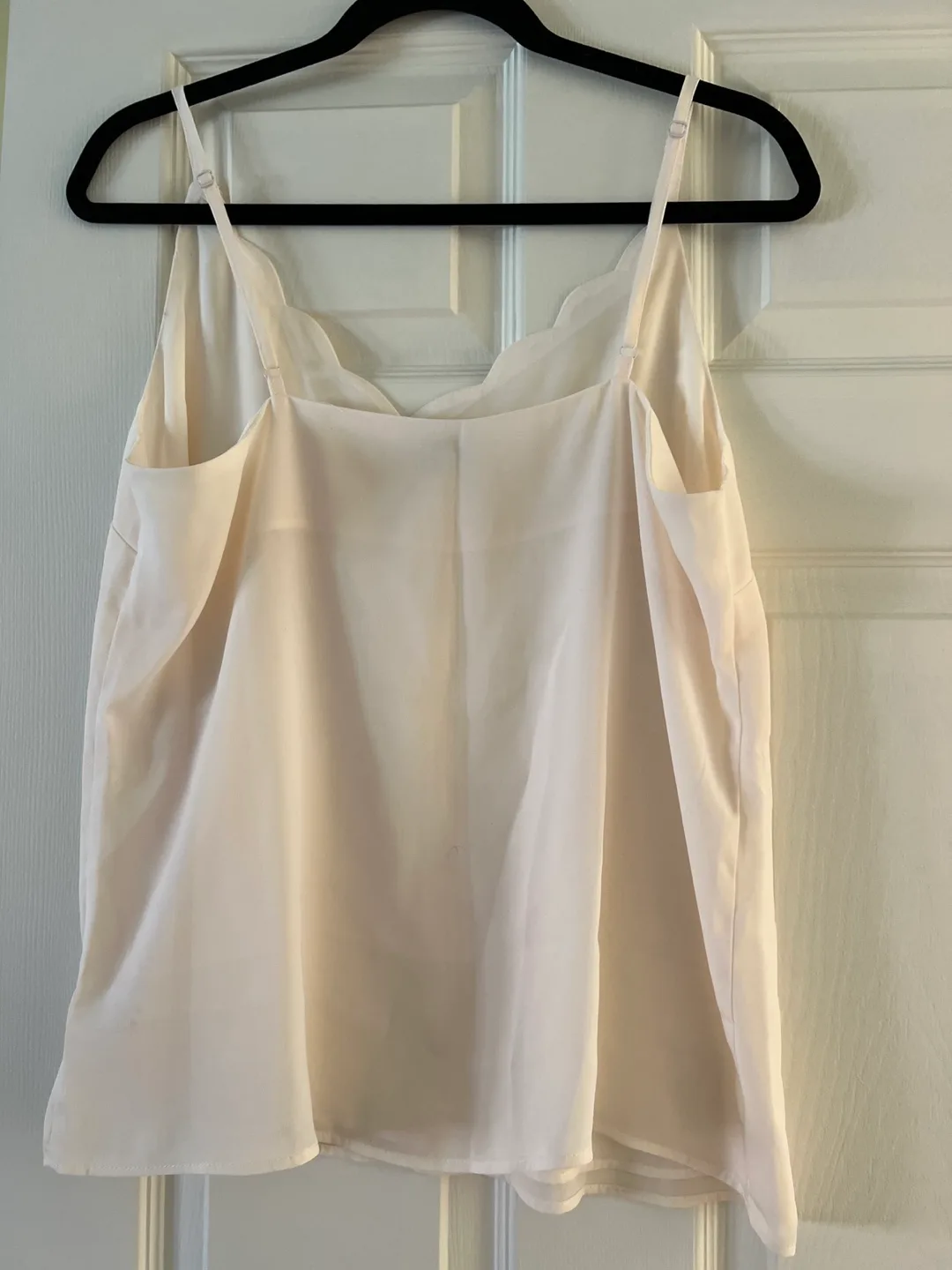 Kismet Scalloped Cami, Size L/G, Off-White image indicator(4)