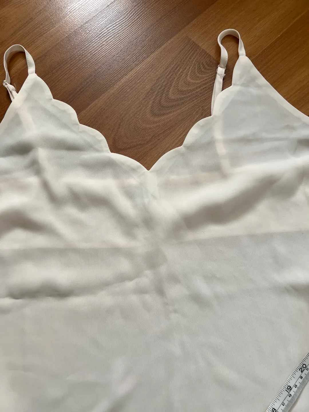 Kismet Scalloped Cami, Size L/G, Off-White image indicator(7)