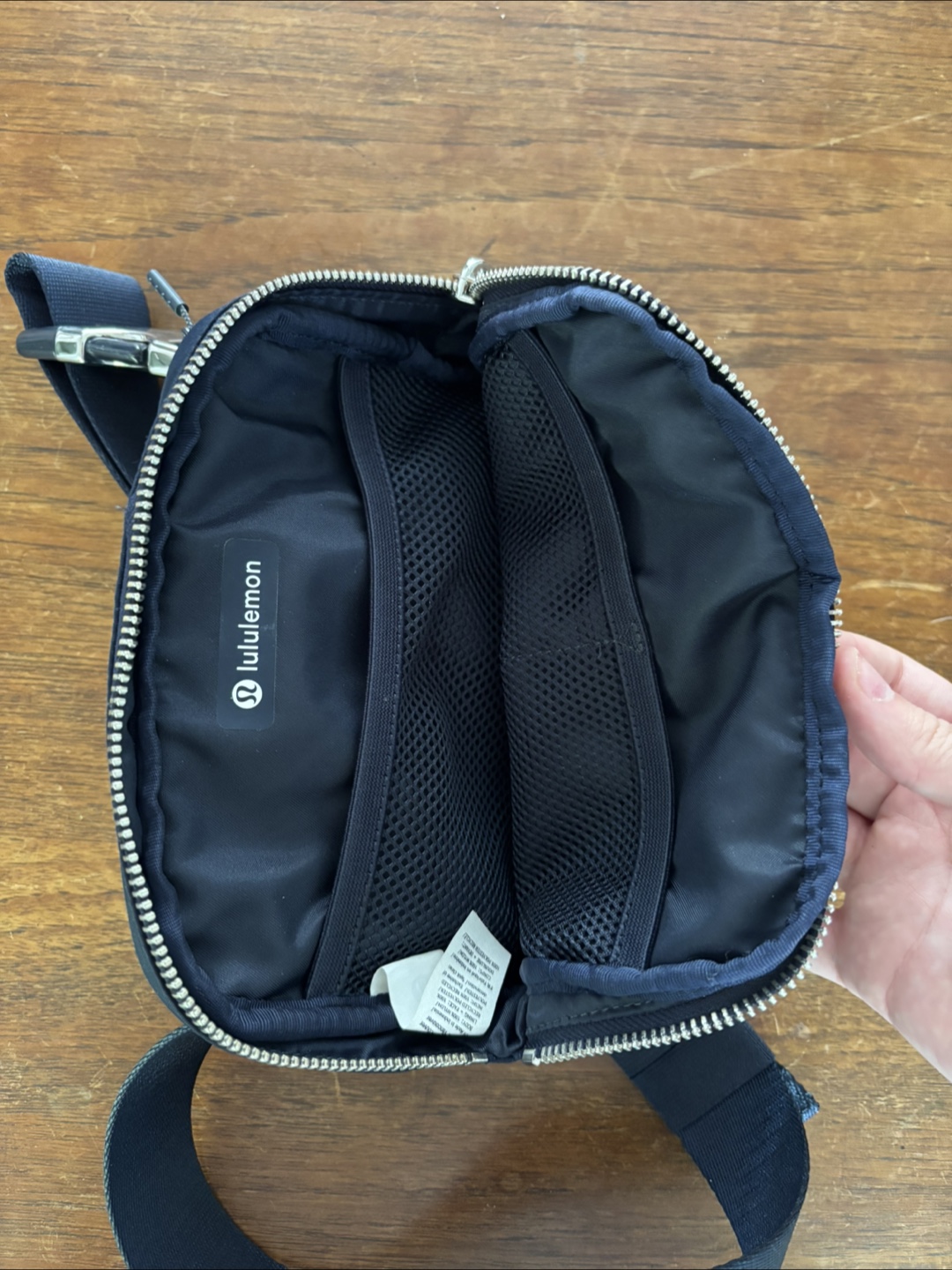 Lululemon Belt/Side Bag - Navy with Silver Hardware - photo 3