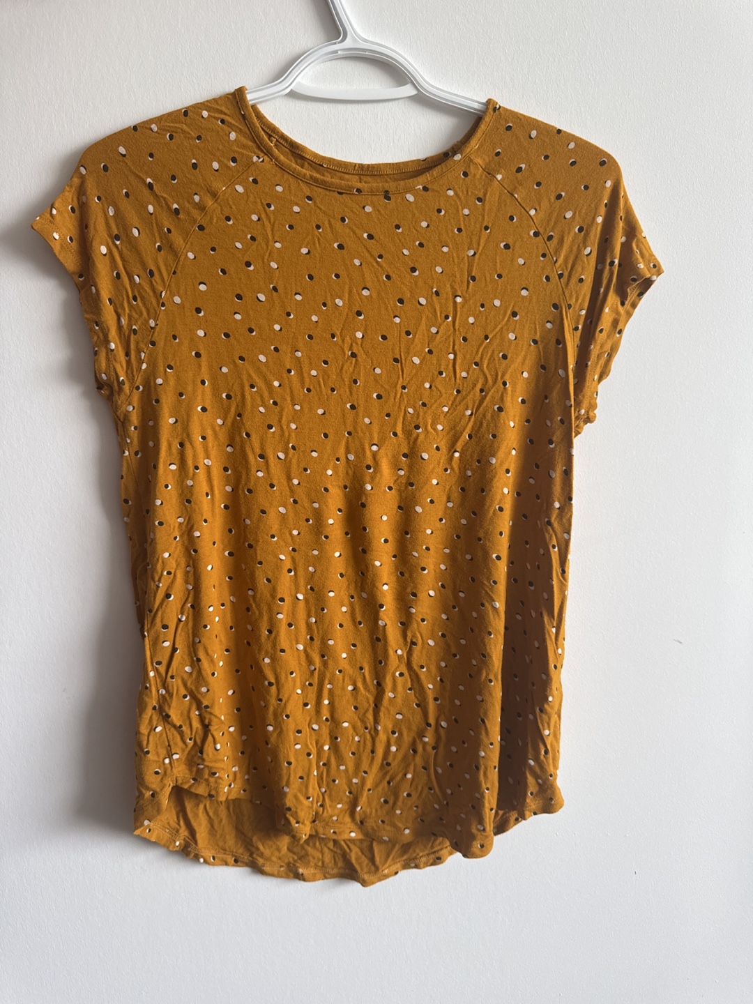 cardigan, mustard top, teal workout shirt - photo 2